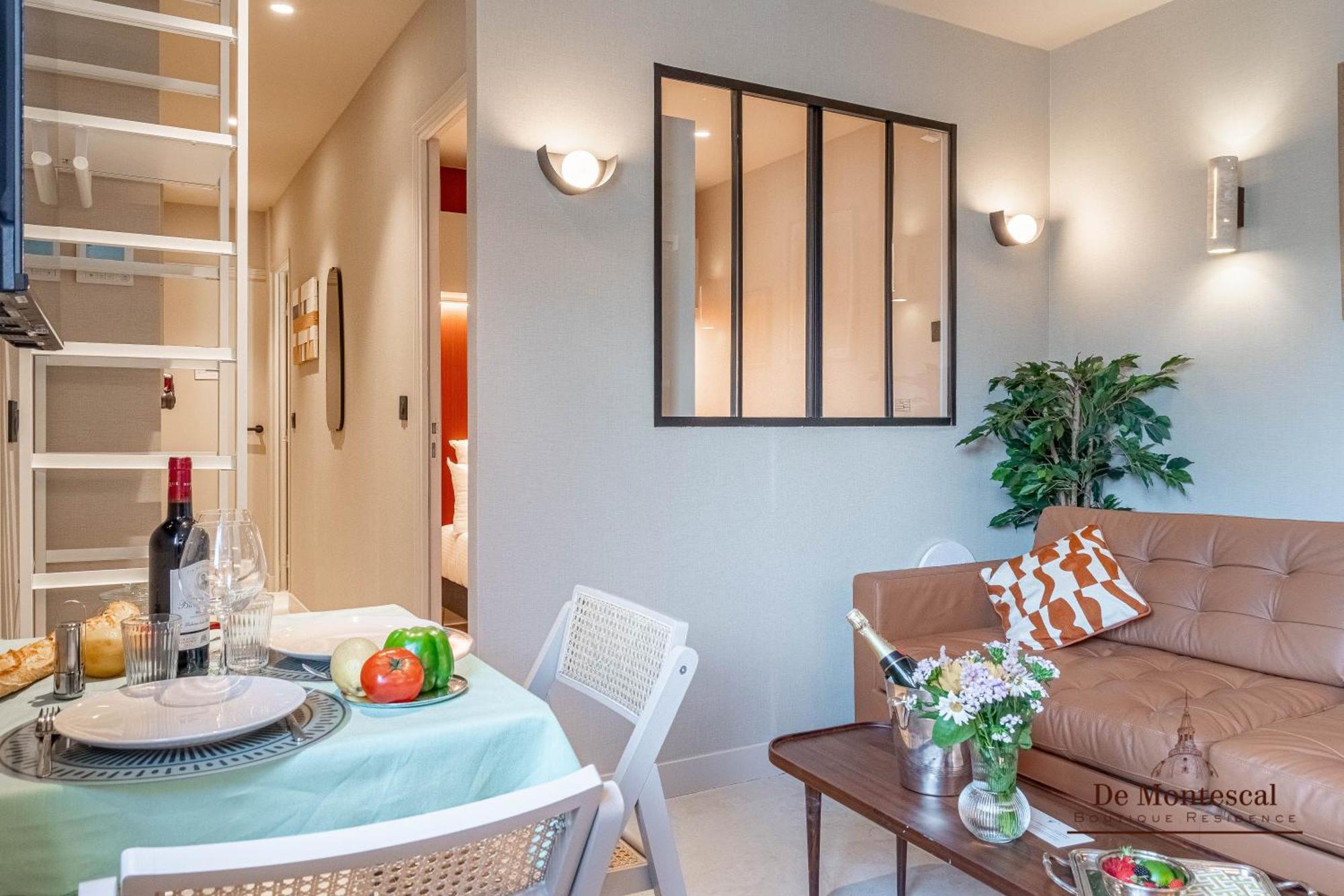 De Montescal Montparnasse Ac Appartment In A Prime Location 22 -36M2 París Exterior foto