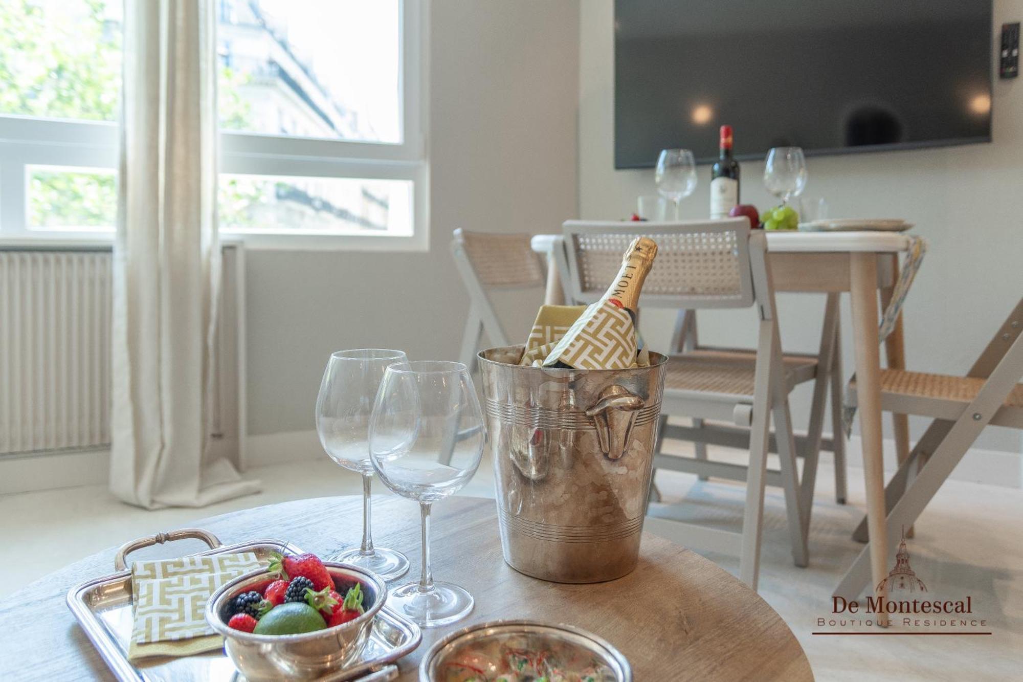 De Montescal Montparnasse Ac Appartment In A Prime Location 22 -36M2 París Exterior foto