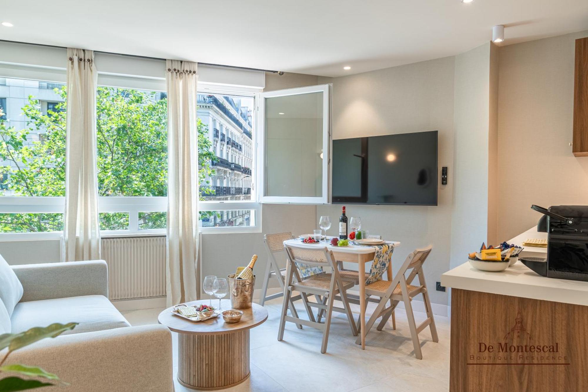 De Montescal Montparnasse Ac Appartment In A Prime Location 22 -36M2 París Exterior foto